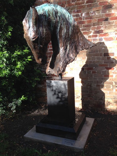 Nic Fiddian-Green, Spanish Stallion. Halls Lane Reserve, Woollahra. On loan courtesy of the artist and Olsen Irwin Gallery. British artist Nic Fiddian-Green has achieved great international success with his substantial and striking sculptures. The bronze sculpture Spanish Stallion is part of Fiddian-Green's series of equestrian sculptures.