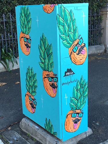 Mulga's 'Pineapple Man'. Wallis Street/Ocean Street, Woollahra.