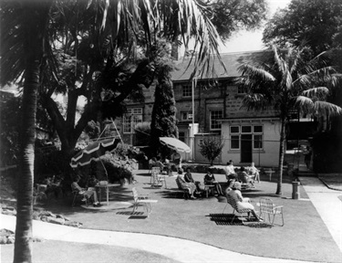 1962-BlackburnGardens.jpg