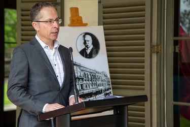 Guest speaker Michael Lech, Curator, Sydney Living Museums, speaking at the plaque unveiling