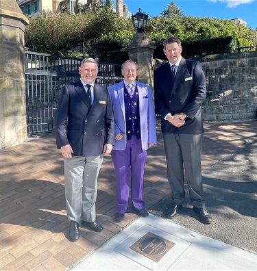 Plaque unveiling for Sir Alexander MacCormick KCMG at 'Kilmory', 6 Wentworth Street, Point Piper, 29 July 2022
