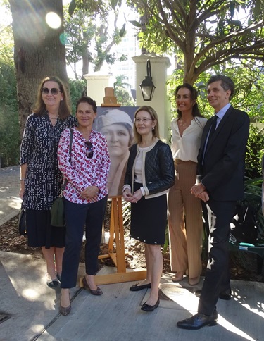 L-R Cr. Mary-Lou Jarvis, Sarah Farley, Cr.Susan Wynne, Mayor of Woollahra, The Hon. Gabrielle Upton, MP, Cr. Anthony Marano