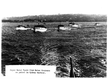 Royal Motor Yacht Club motor cruisers in Sydney Harbour during World War 2. <em>Woollahra Libraries Digital Archive pf000893</em>.