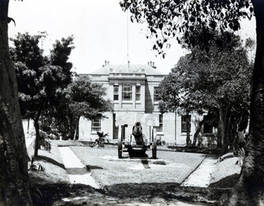 7. German gun in front of Council Chambers