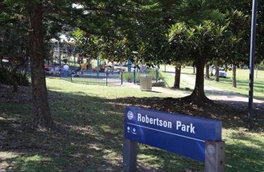 Robertson Park - Sign