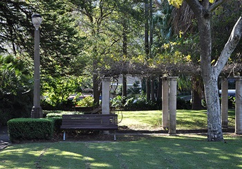 Chiswick Gardens