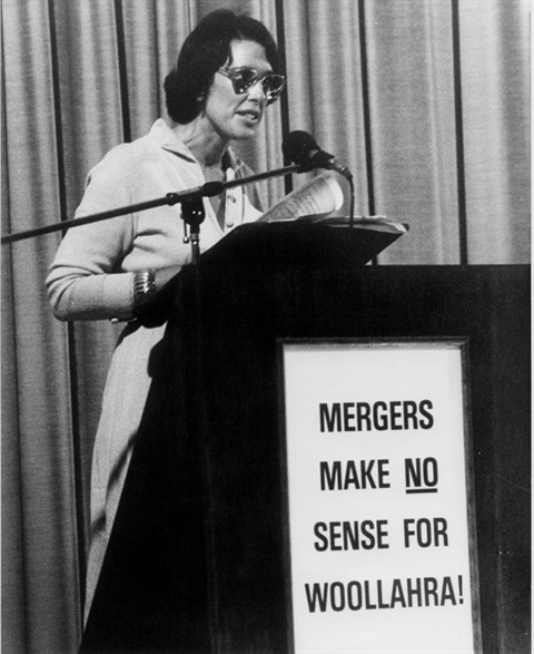 Rosemary Foot AO addressing an anti-amalgamation meeting, 1983