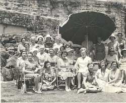 Belle Miller and WVCS volunteers in Blackburn gardens