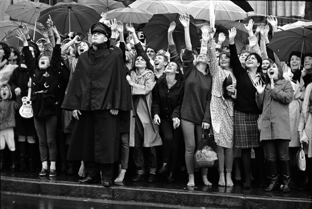 Fans outside the Chevron-Hilton, Potts Point