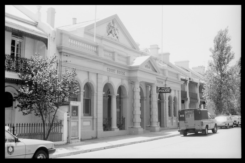 Paddington Court House, 1982.jpeg