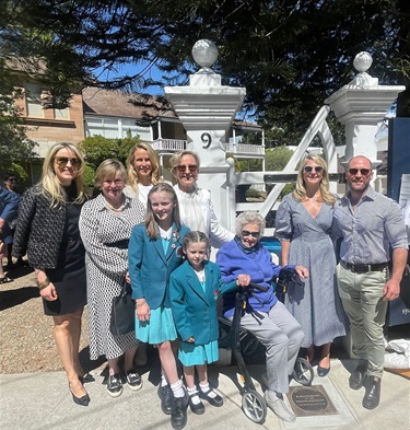 Descendants of Sir Mark Sheldon KBE with Deputy Mayor Cr Sarah Swan