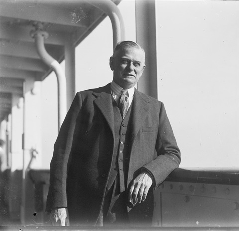 Sir Mark Sheldon returning to Sydney on the TSS Maunganui, 14 May 1930. National Library of Australia, Fairfax Archive, No 3199. NLA.pic-vn6220126.  Reproduced with permission of the Fairfax Archive. 