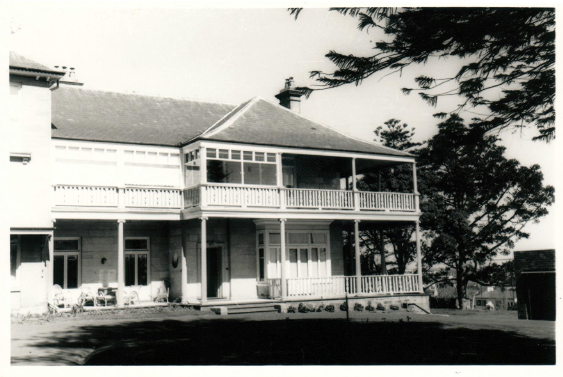 Trahlee, 9 Ginahgulla Road, Bellevue Hill cnr Kambala Road and Ginahgulla Road Woollahra Libraries Digital Archive Ian Scott pf003180