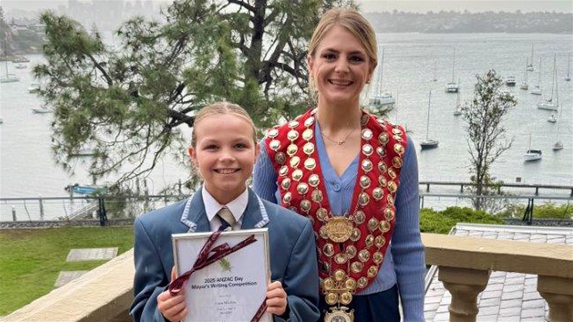 2025 Anzac winner Freya MacKay with Mayor Swan v2.jpg