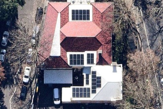 aerial photo of Goethe Institut rooftop solar