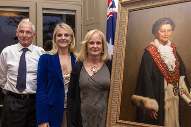 The portrait will be displayed in Woollahra Gallery until the end of March. It will then find a home permanently in the Mayor’s office.
