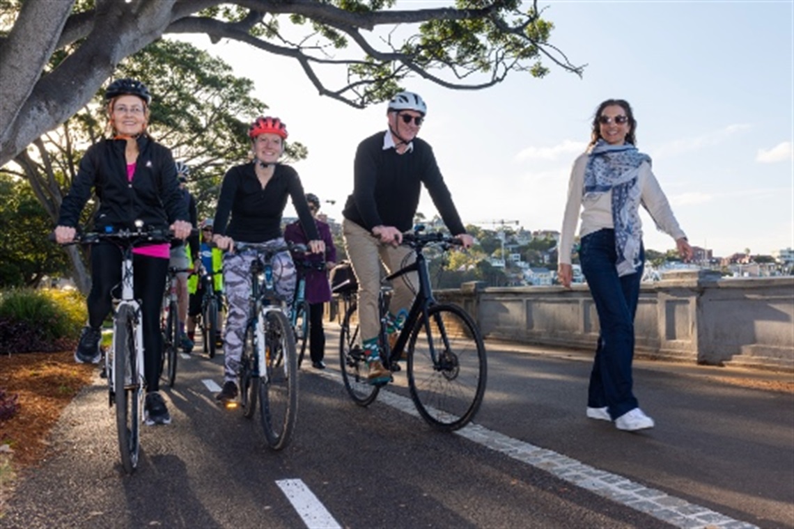 Member for Vaucluse, Gabrielle Upton MP; Mayor of Woollahra, Susan Wynne and BIKEast members on the new Rose Bay cycleway